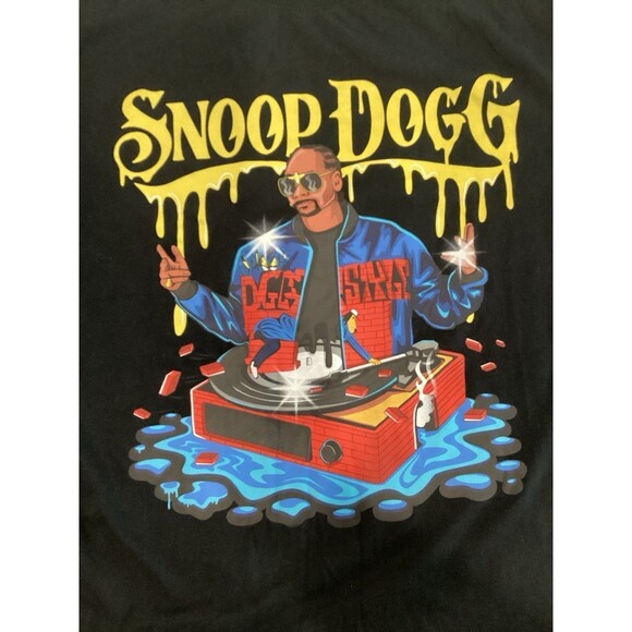 Snoop Dogg T-Shirt Men’s Size Medium Color Black Graphic T-Shirt - Picture 4 of 6